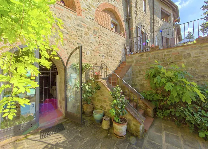 Holiday Home In Tuscany With Pool & Bbq